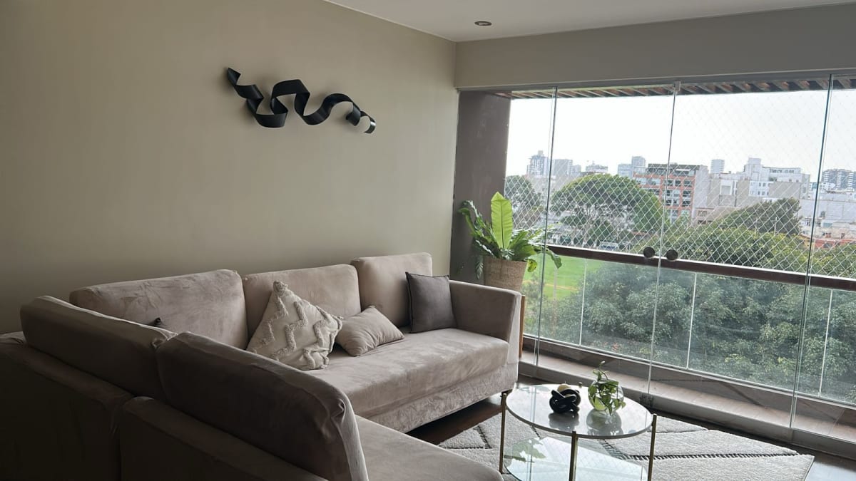 ESCULTURA DE PARED CURLY BLACK4