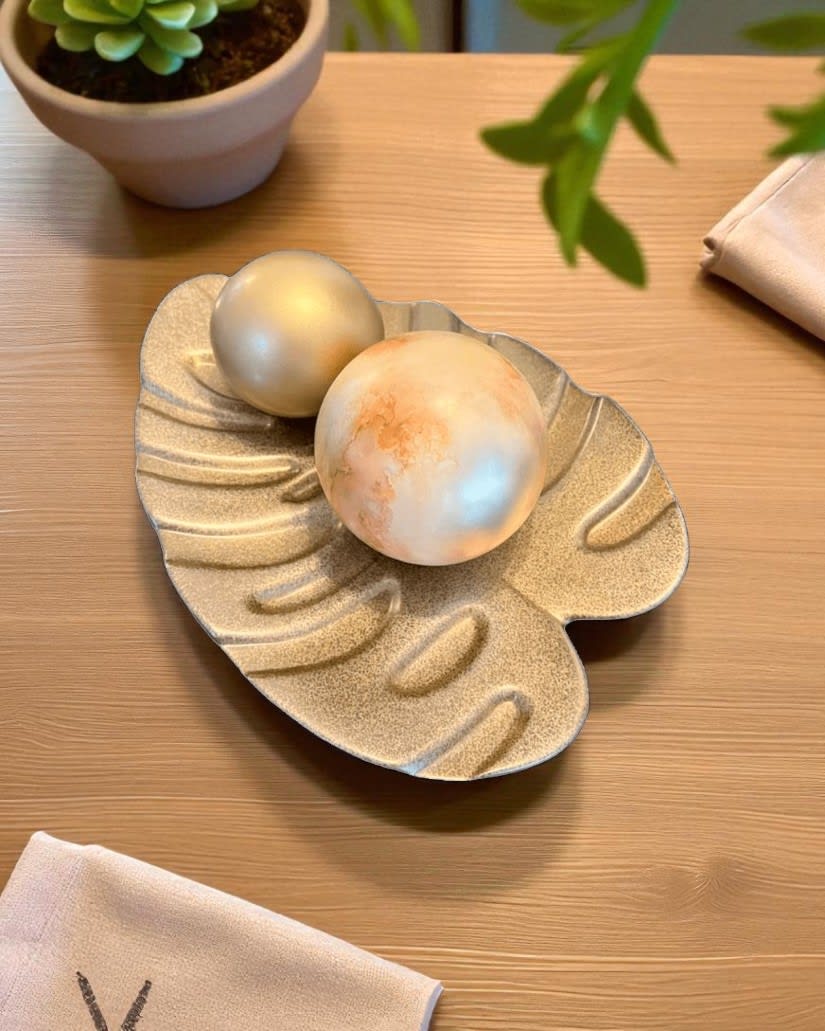 CENTRO DE MESA HOJA TROPICAL1