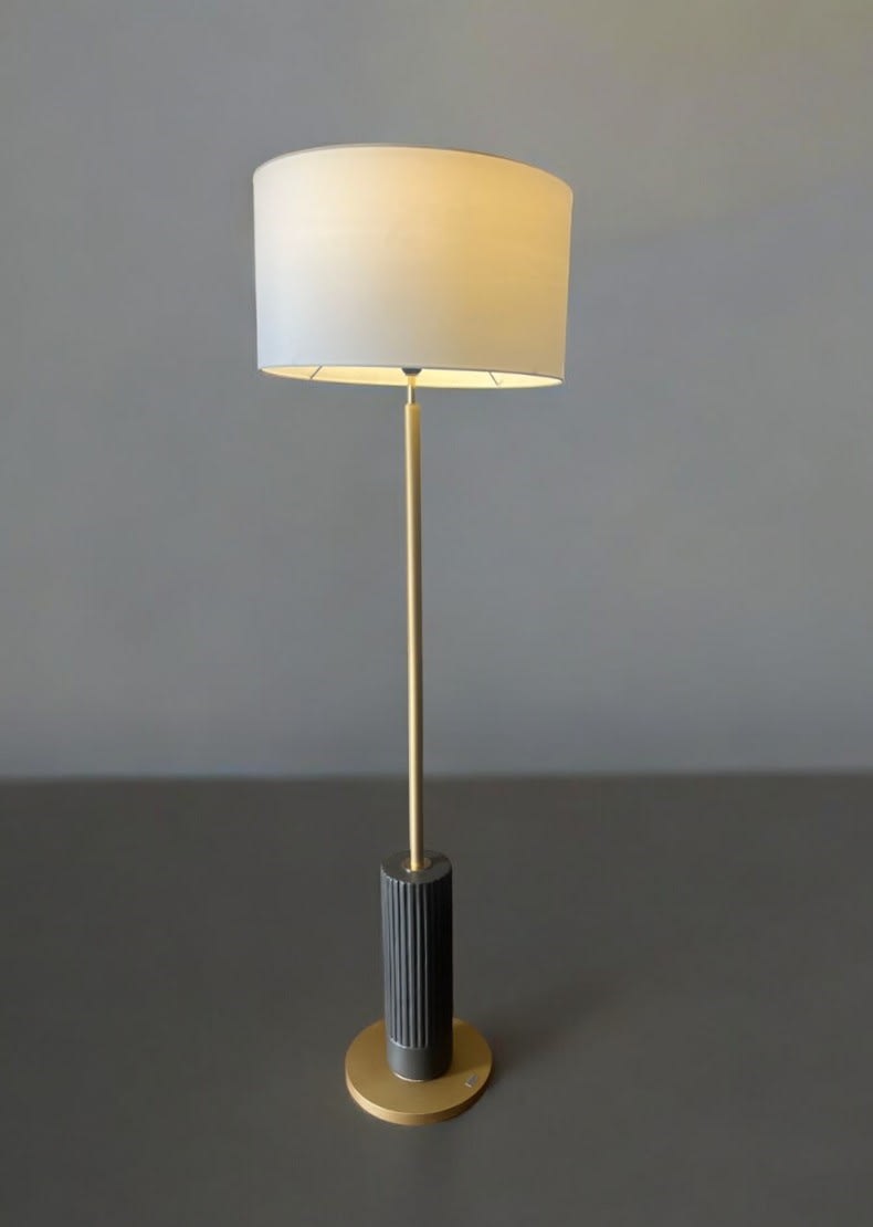 LÁMPARA DE PIE ALURA