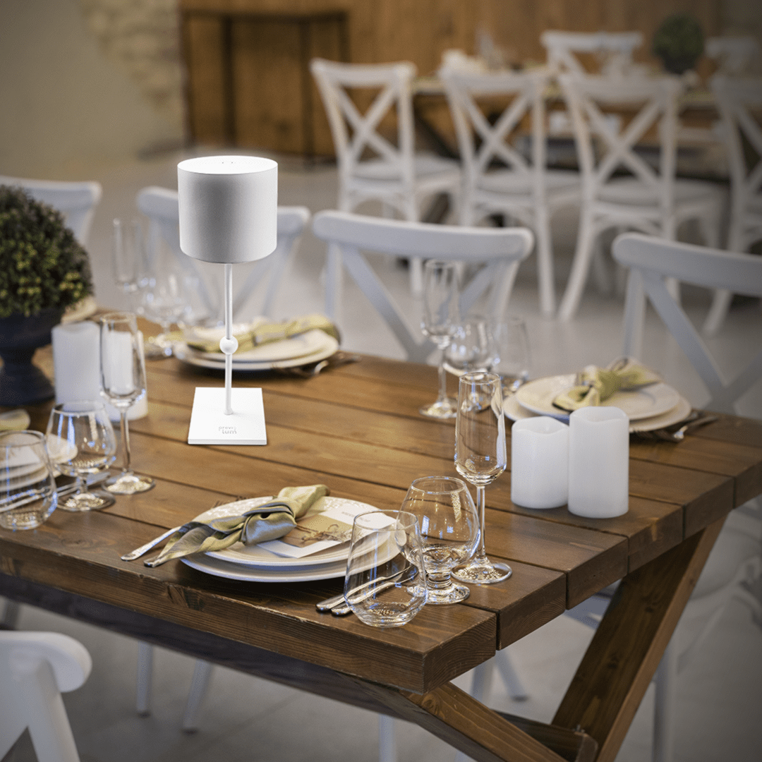 LAMPARA DE MESA USB LUNA4