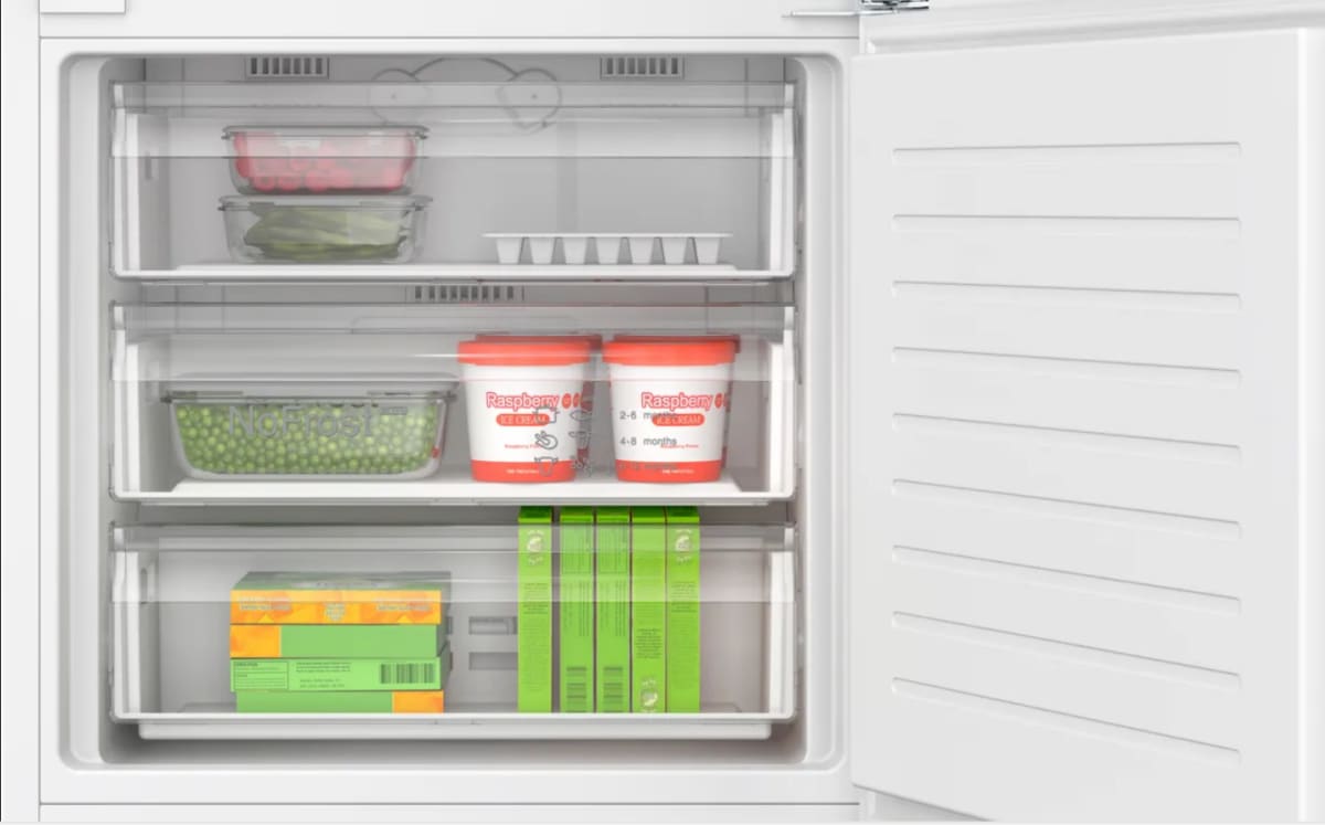 Refrigerador Combi Integrable Bosch Serie 4 KBN96VFE0 No Frost 383 L VitaFresh XXL7