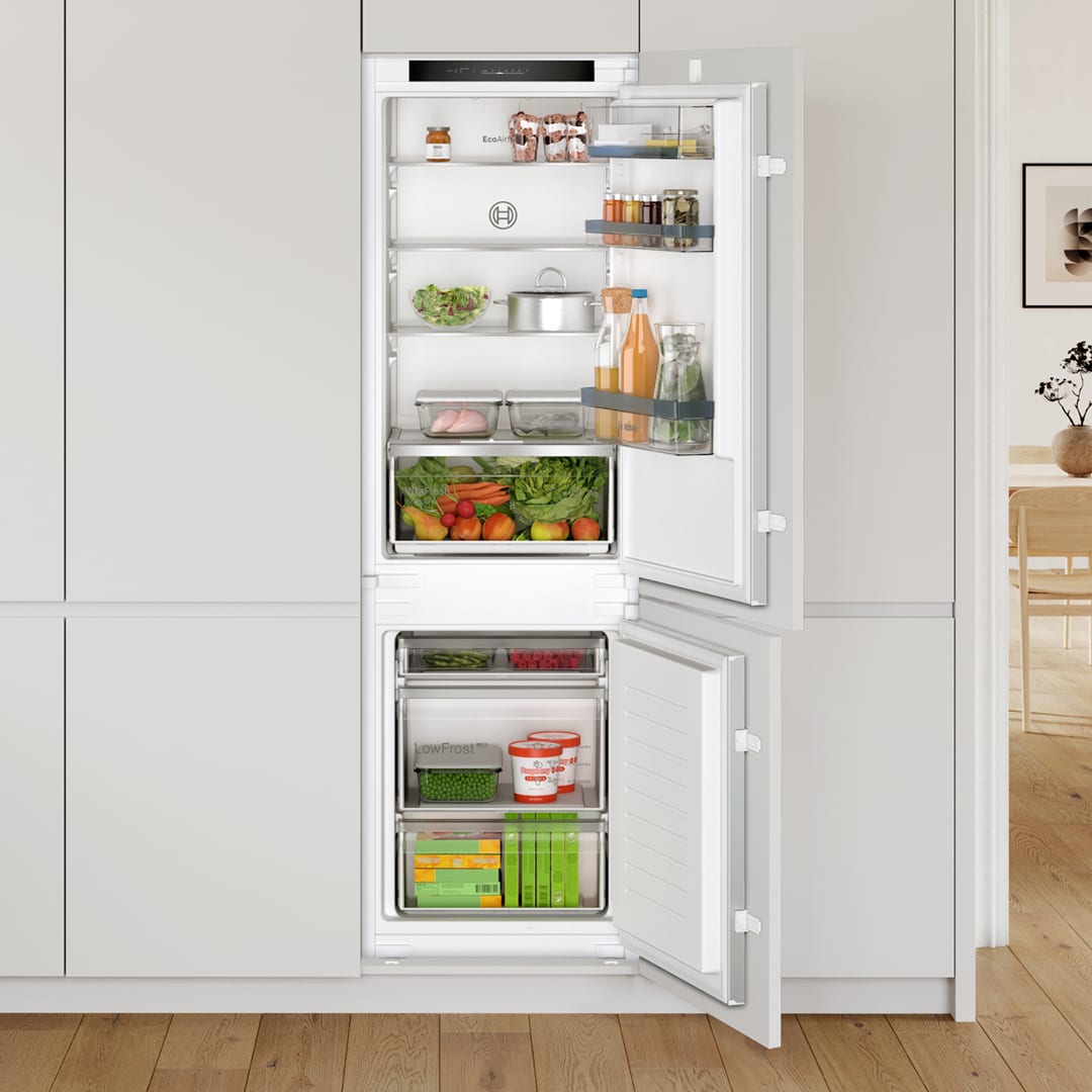 Serie 4 Frigorífico combinado integrable 177.2 x 54.1 cm Puerta deslizante5
