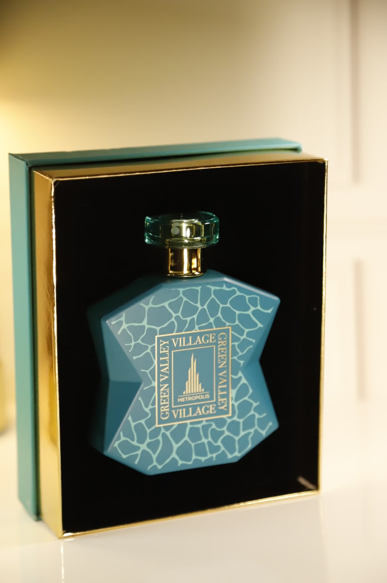 GREEN VALLEY VILLAGE U 3.4oz/100ml EDP2