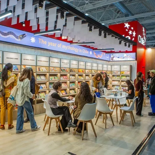 Abril, mes del libro… y de las ferias y los encuentros y tantos libros