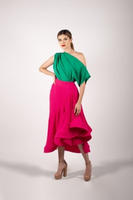 FALDA CON ESCAROLA FUCSIA1