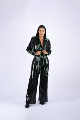 PANTALÓN EFECTO PIEL PIERNA ANCHA NEGRO1