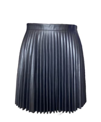 FALDA CORTA TABLEADA EFECTO PIEL NEGRO1