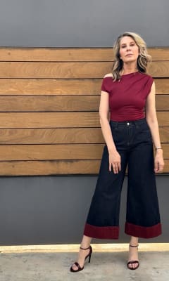 BODY   DRAPEADO EN HOMBRO TINTO1