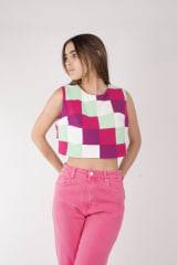 TOP UPCYCLING DE CUADROS BLAN/MAG/VER