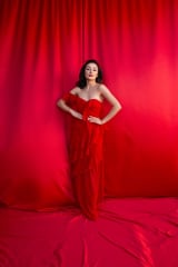 VESTIDO DE CHIFON OLANES ROJO