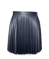 FALDA CORTA TABLEADA EFECTO PIEL NEGRO