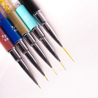 SET 5 PINCELES LINER CON TAPA BSNAILS