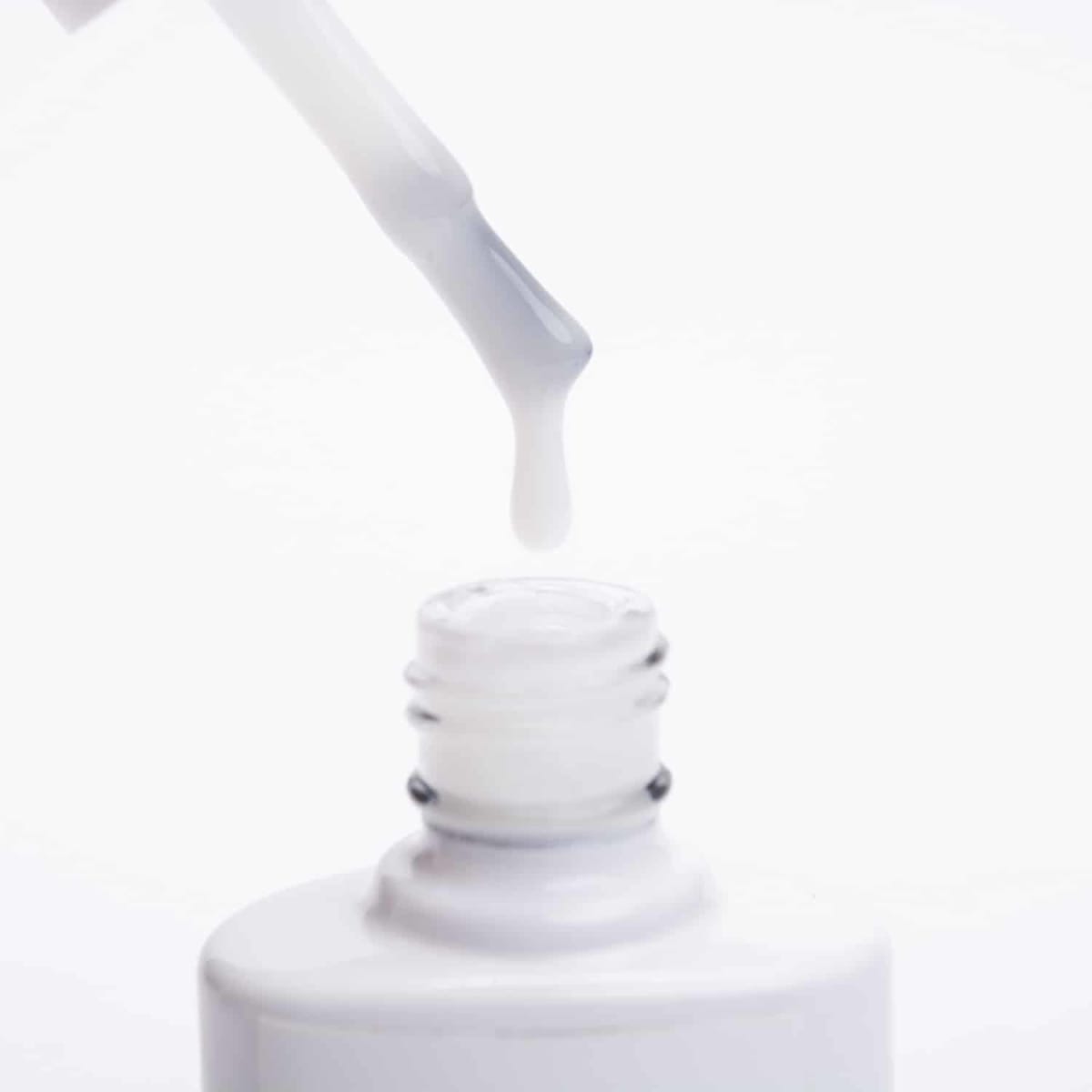 BSNAILS Base Color Rubber CREAM – Blanco Translucido2