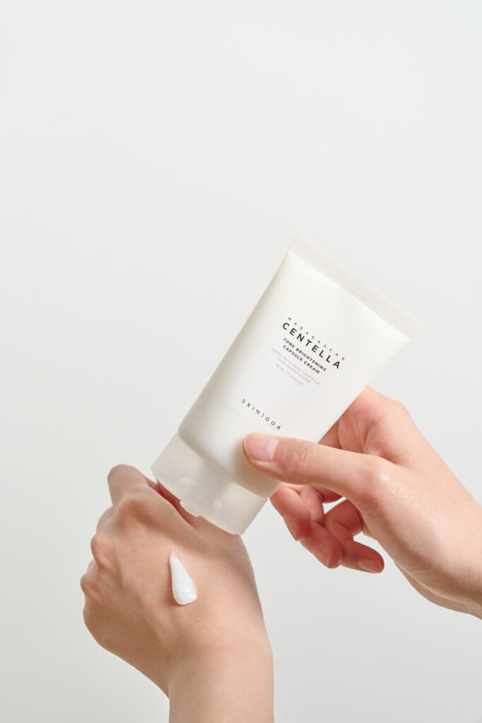 SKIN1004 Centella Tone Brightening Capsule Cream 75ml – Crema Anti Manchas2