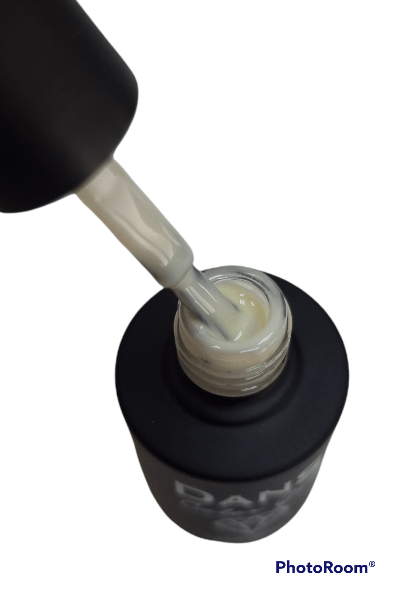 Esmalte permanente DANS 001 10ml3