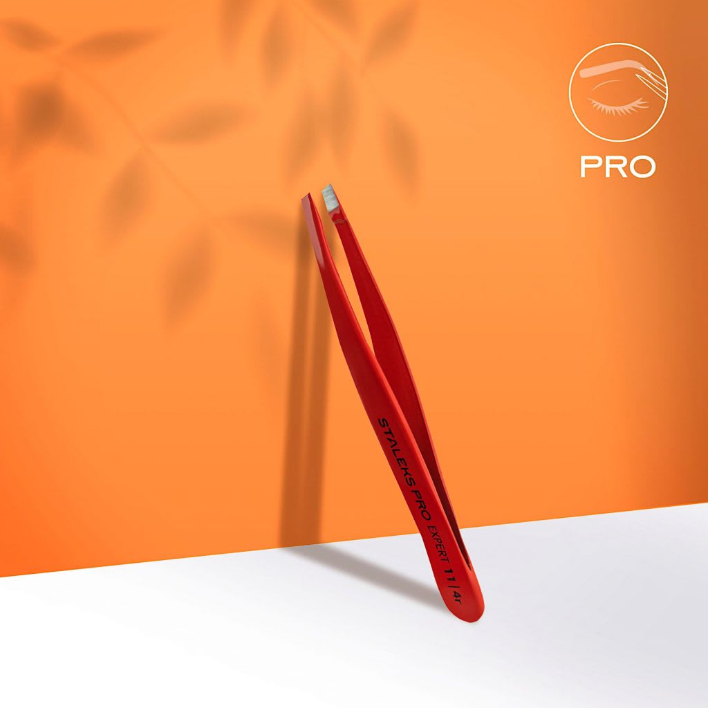 Staleks Pinza de Cejas Expert 11 Type 4 Roja4