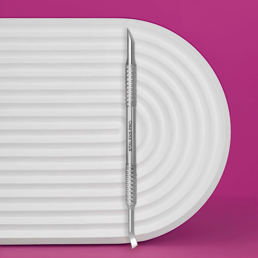 Staleks Pro Expert 90 “Palito de Naranja” Repujador de Cutículas Type 4.22