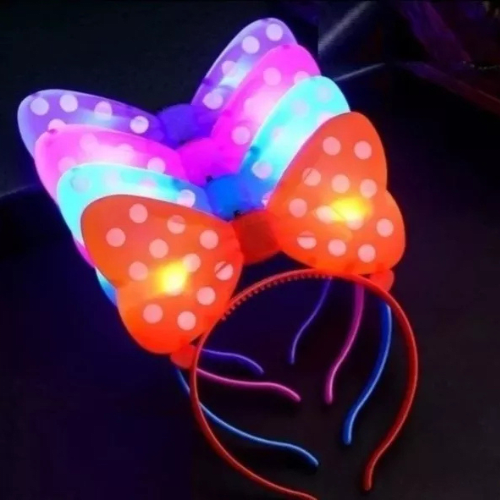 OREJA MINIE C/ LUZ PLASTICA2