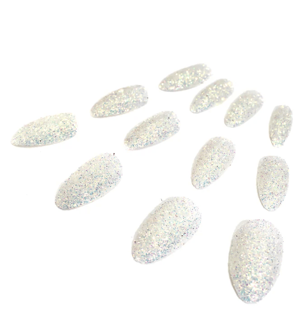 UÑAS EN PUNTA3