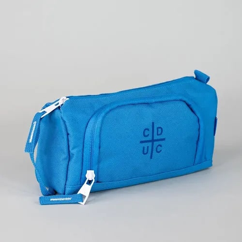 ESTUCHE MOOSE U CATOLICA1