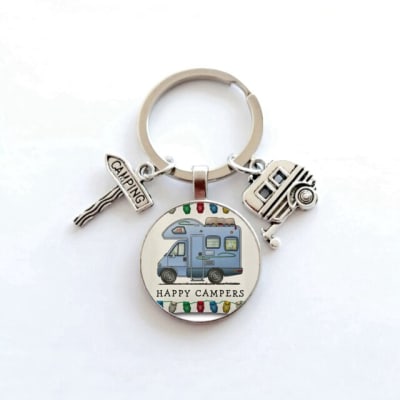 LLAVERO HAPPY CAMPER  MH CELESTE AXS