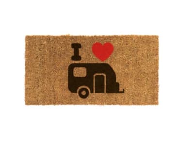 LIMPIAPIES DE COCO I LOVE CASAS RODANTES 25X50CM