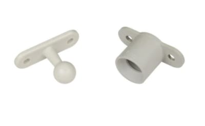 SUJETADOR / RETENEDOR GRIS P/PUERTA DE ACCESO FIAMMA