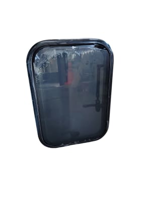 VENTANA ABATIBLE DE VIDRIO ACRÍLICO 35x50CM TERMOPANEL