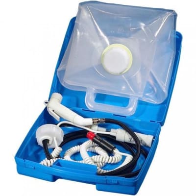 KIT DUCHA PORTATIL CON BOMBA 12V 12L/MIN Y BIDON 20L COMET