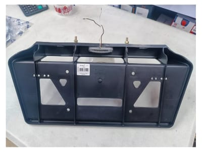 SOPORTE PORTA PATENTE CON LED 12V-24V PARA TRAILER / CAMIONES - TAB1