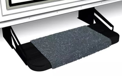 LIMPIAPIES PARA PELDAÑO DE ACCESO1