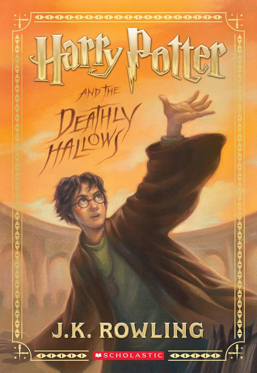 Harry Potter And The Deathly Hallows, Tapa Blanda1