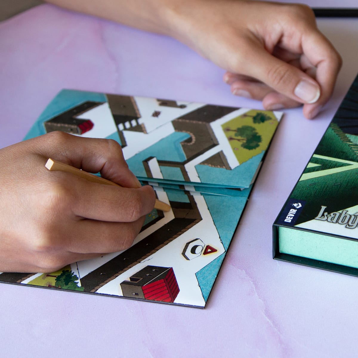 Mazescape Labyrinthos1