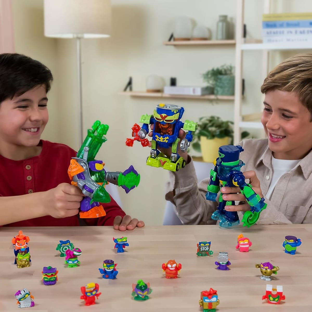 Superzings Robot Ultra Striker de Profesor K9