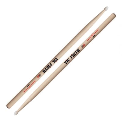 BAQUETA 5B PUNTA DE NYLON VIC FIRTH