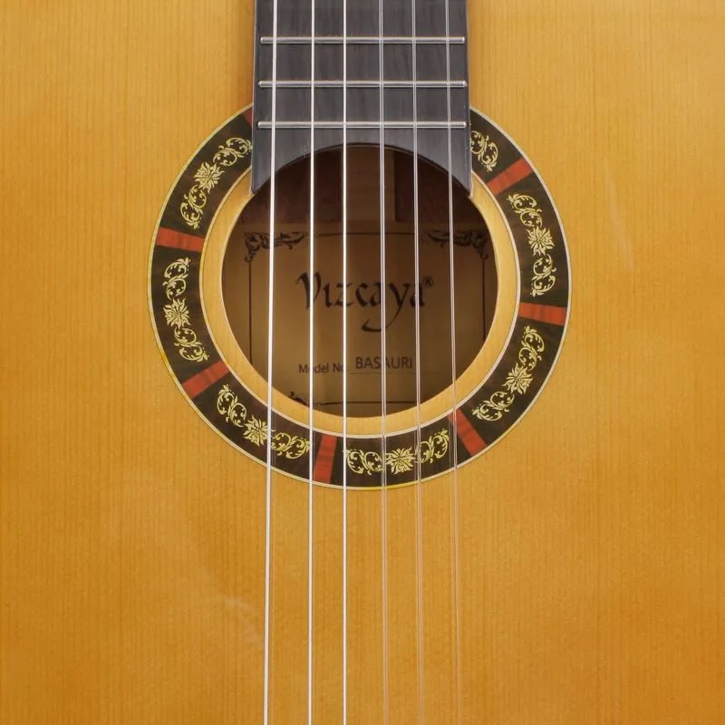 BASAURI GUITARRA ACUSTICA NYLON 39