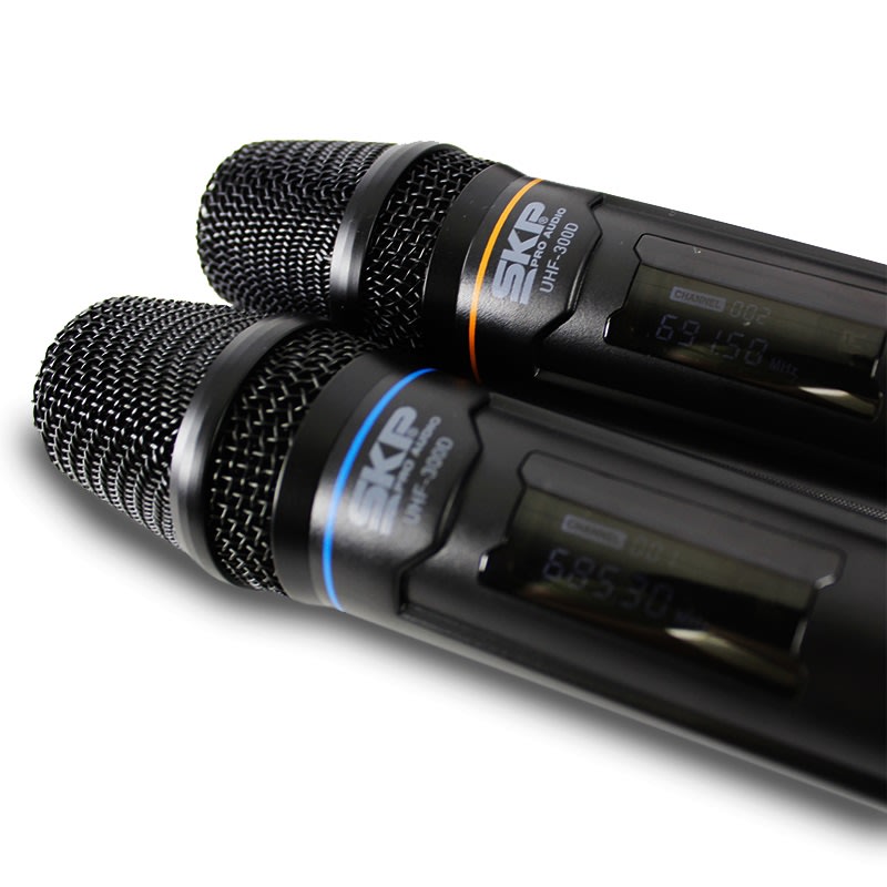 MICRÓFONOS INALÁMBRICOS DOBLE UHF 300D SKP2