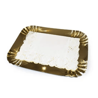 Bandeja dorada pequeña c/blonda rectangular 20x28 cm