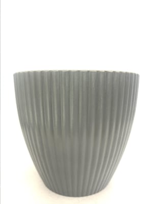 Maceteros Rayado  Gris.  Resina