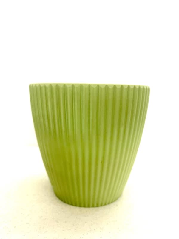 Maceteros Rayado Resina Verde1