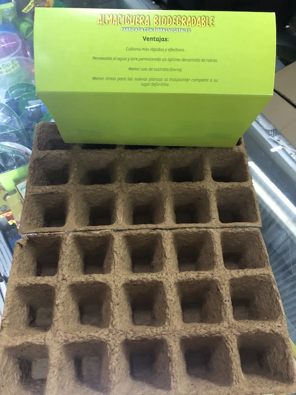 Almaciguera Biodegradable  Pack 2 Bandejas 15 CV.3