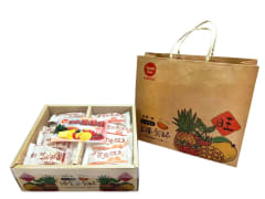 TARTALETA DE PIÑA,FRAMBUESA Y MANGO