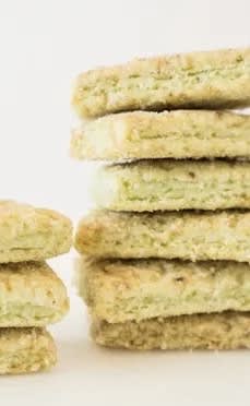 GALLETAS CUADRADAS DE WASABI 130GR2