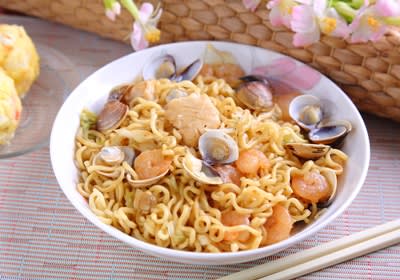 FIDEO INST. SABOR MARISCOS 80GR2