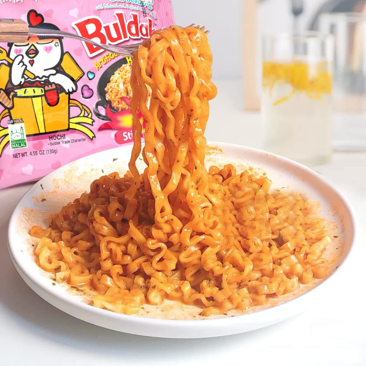 RAMEN INST POLLO PICANTE CON CARBONARA 130GR (INTER)2
