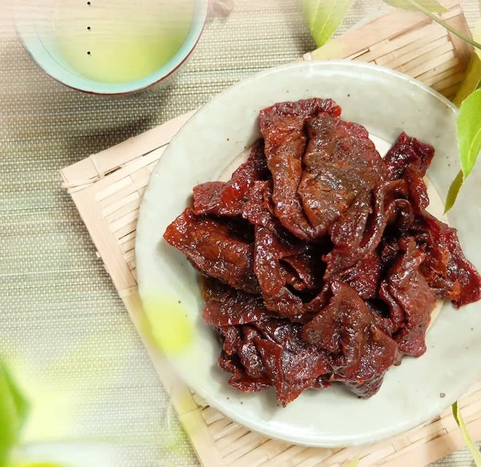 SNACK DE SOYA PICANTE VEGANA ESTILO TOFU SATAY (SALSA DE MANI) 120GR2