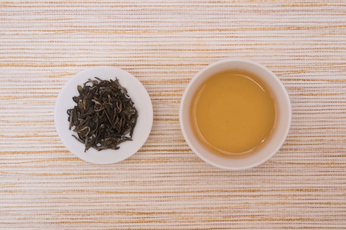 TE DE JAZMIN EN HOJA2