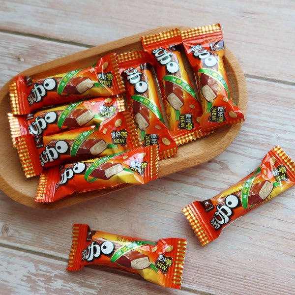 MINI BARRA DE CHOCOLATE CON LECHE Y MANI 123g2