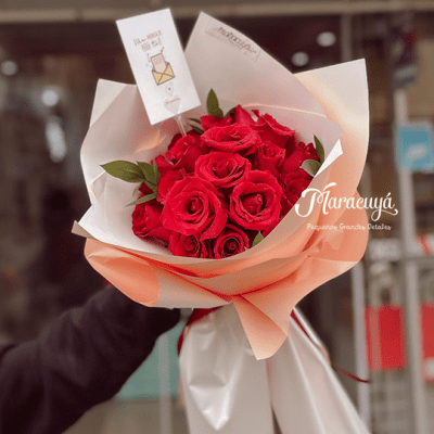 RAMO BUCHON 20 ROSAS