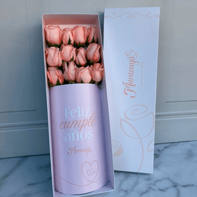 CAJA LARGA DE 12 ROSAS